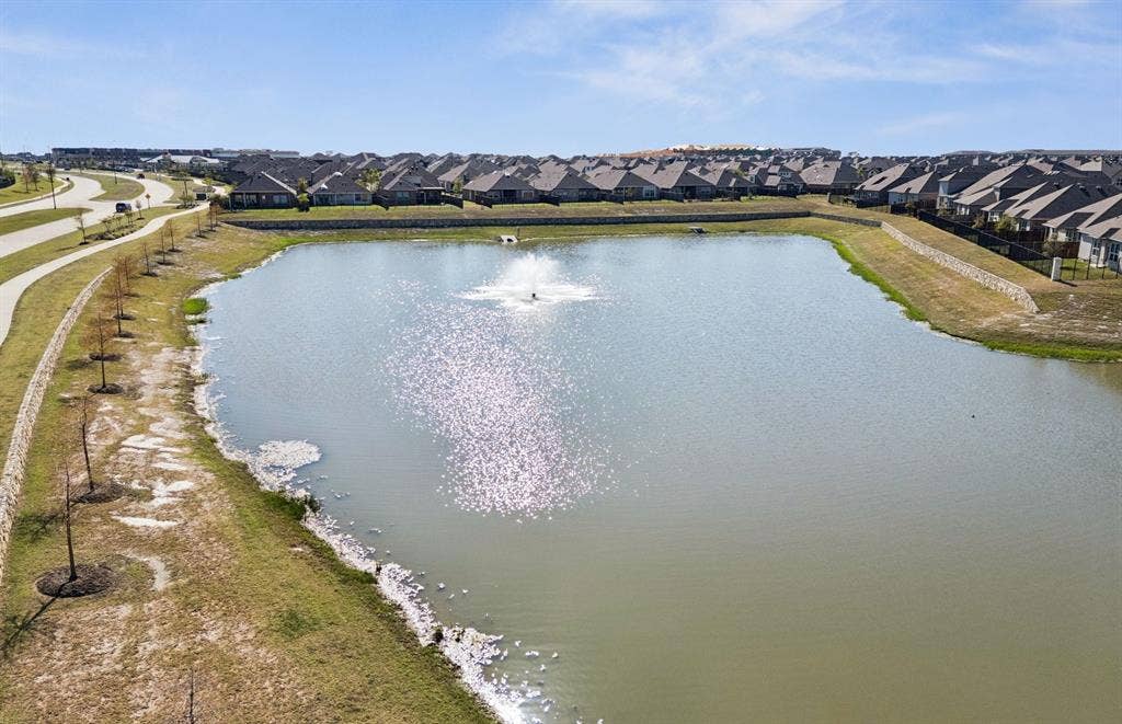 1500 Xavier Street, Anna, TX 75409 Community pond