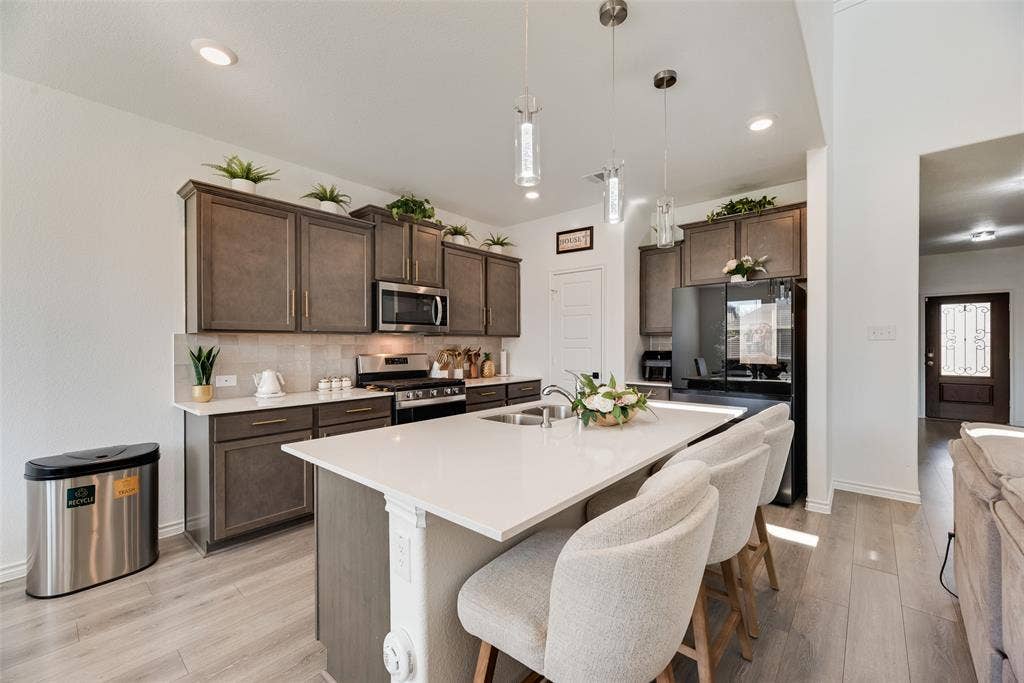 1013 Slate Lane, Celina, TX 75009 1013 Slate Lane, Celina, TX 75009