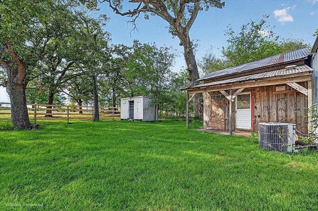 15953 County Road 109, Kaufman, TX 75142 15953 County Road 109, Kaufman, TX 75142