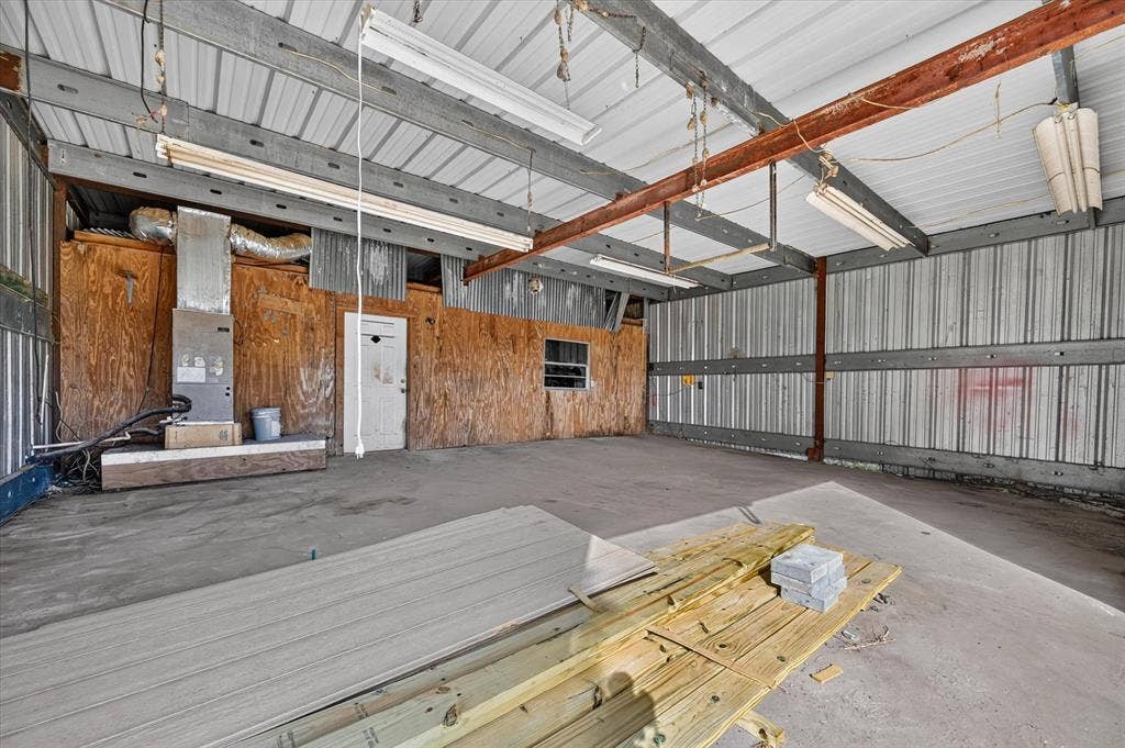 15953 County Road 109, Kaufman, TX 75142 15953 County Road 109, Kaufman, TX 75142