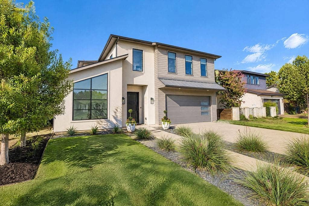 4515 Cowan Avenue, Dallas, TX 75209 Beautiful landscaping and clean architectural lines create warm curb appeal every time you arrive home
