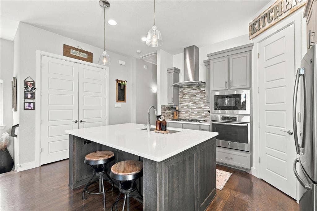 7846 Verona Place, Dallas, TX 75231 7846 Verona Place, Dallas, TX 75231