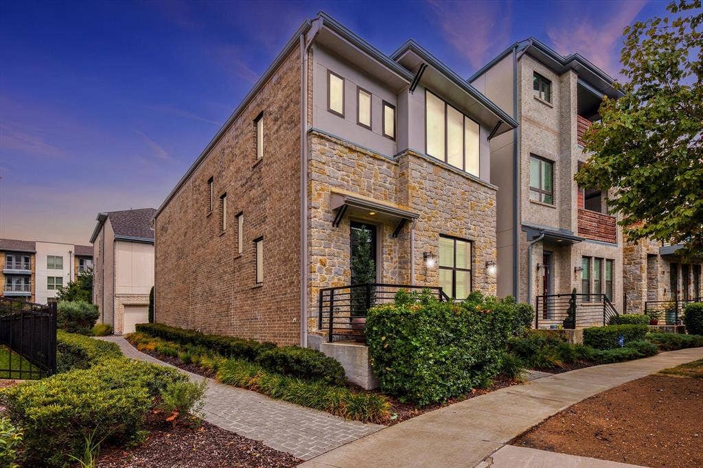 7846 Verona Place, Dallas, TX 75231 7846 Verona Place, Dallas, TX 75231
