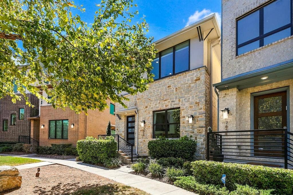 7846 Verona Place, Dallas, TX 75231 7846 Verona Place, Dallas, TX 75231