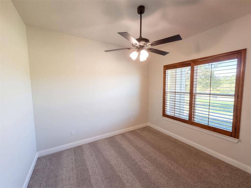1532 Turpin Lake Road, Poolville, TX 76487