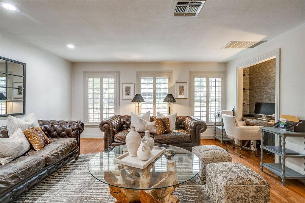 6433 Rosemont Avenue, Fort Worth, TX 76116