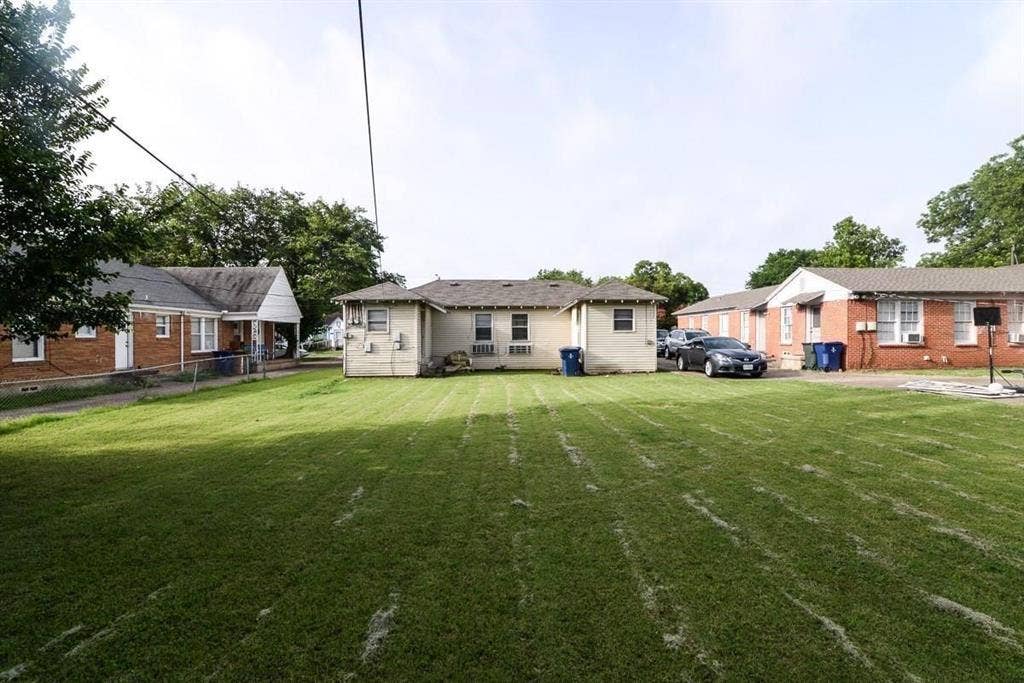 1123 Clinton Street, Garland, TX 75040