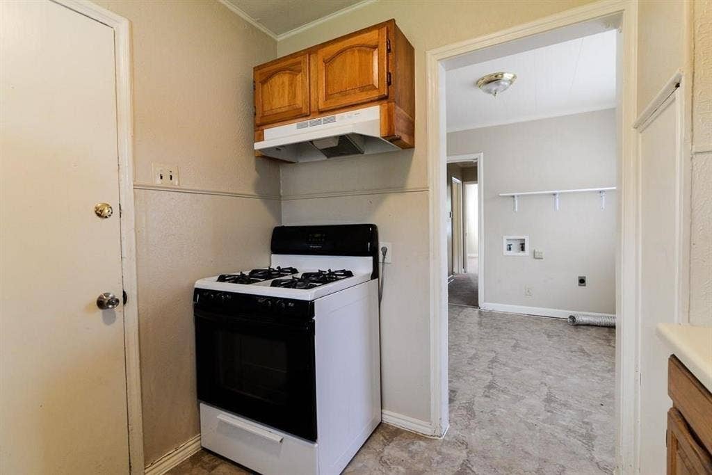1123 Clinton Street, Garland, TX 75040