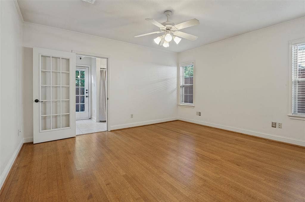 6324 Velasco Avenue, Dallas, TX 75214