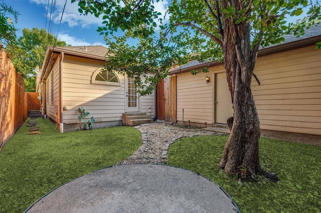 6324 Velasco Avenue, Dallas, TX 75214
