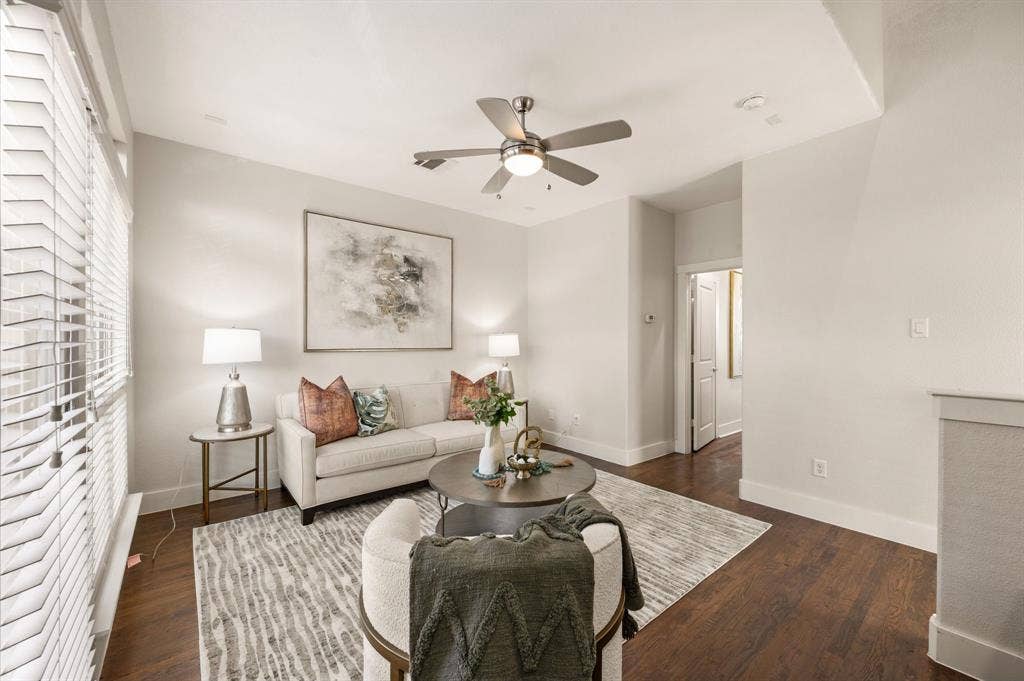 1303 Palm Springs Lane, Dallas, TX 75204 1303 Palm Springs Lane, Dallas, TX 75204