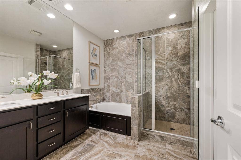 1303 Palm Springs Lane, Dallas, TX 75204 1303 Palm Springs Lane, Dallas, TX 75204