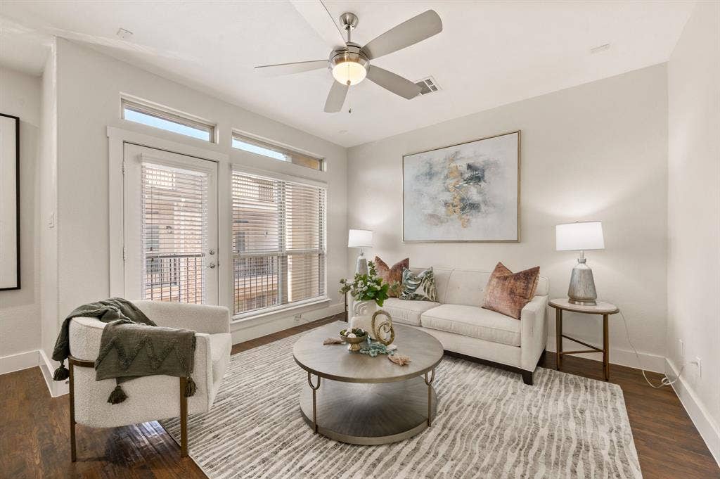 1303 Palm Springs Lane, Dallas, TX 75204 1303 Palm Springs Lane, Dallas, TX 75204