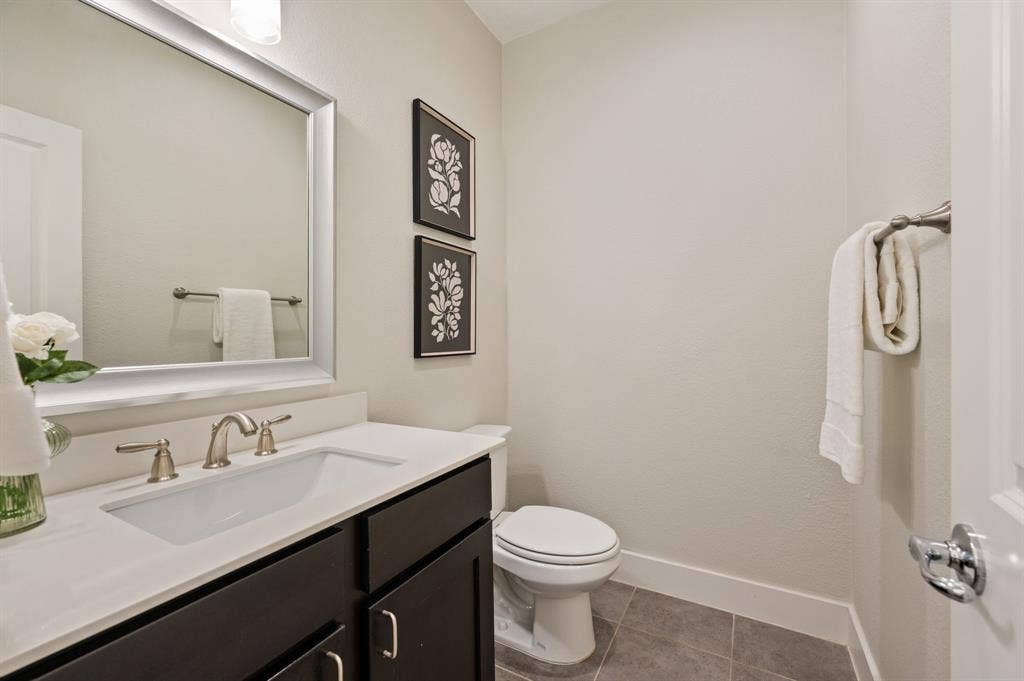 1303 Palm Springs Lane, Dallas, TX 75204 1303 Palm Springs Lane, Dallas, TX 75204