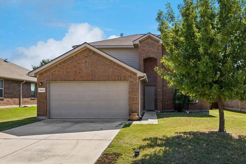 12233 Big Rock Drive, Rhome, TX 76078