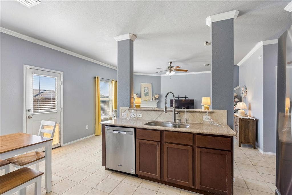 12233 Big Rock Drive, Rhome, TX 76078