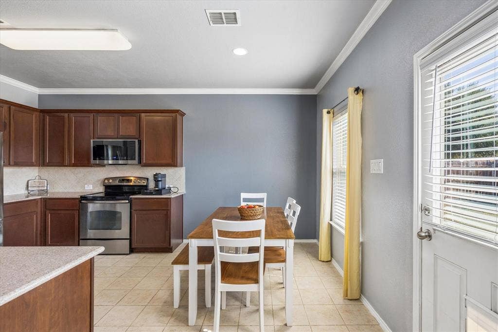 12233 Big Rock Drive, Rhome, TX 76078