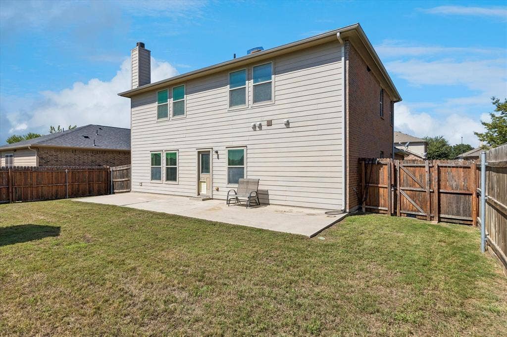 12233 Big Rock Drive, Rhome, TX 76078