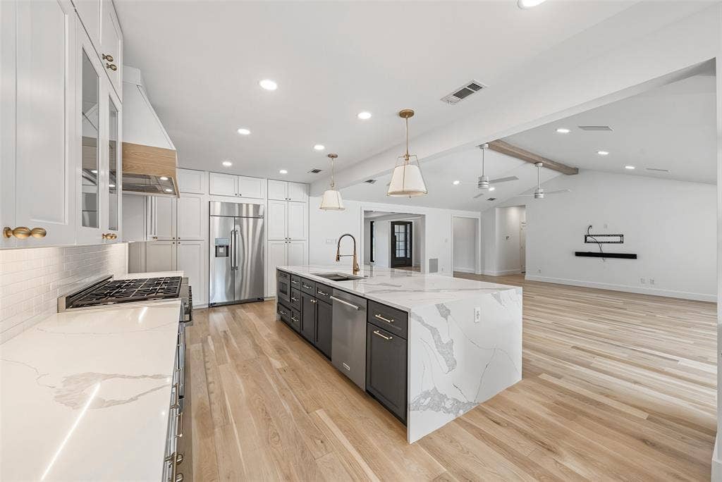 4162 Allencrest Lane, Dallas, TX 75244 4162 Allencrest Lane, Dallas, TX 75244