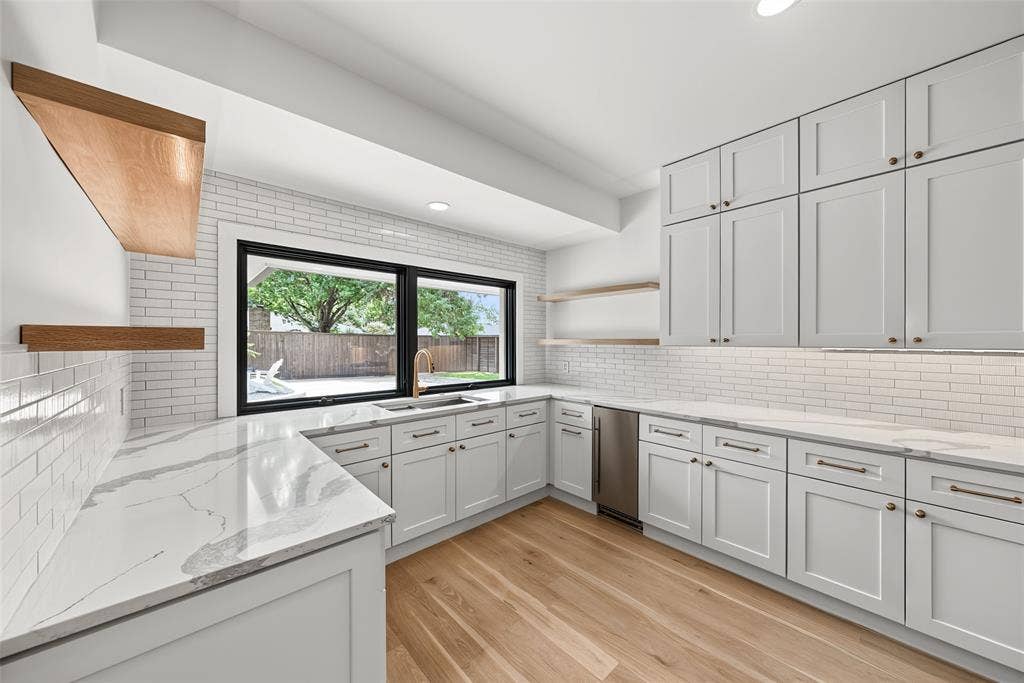 4162 Allencrest Lane, Dallas, TX 75244 4162 Allencrest Lane, Dallas, TX 75244