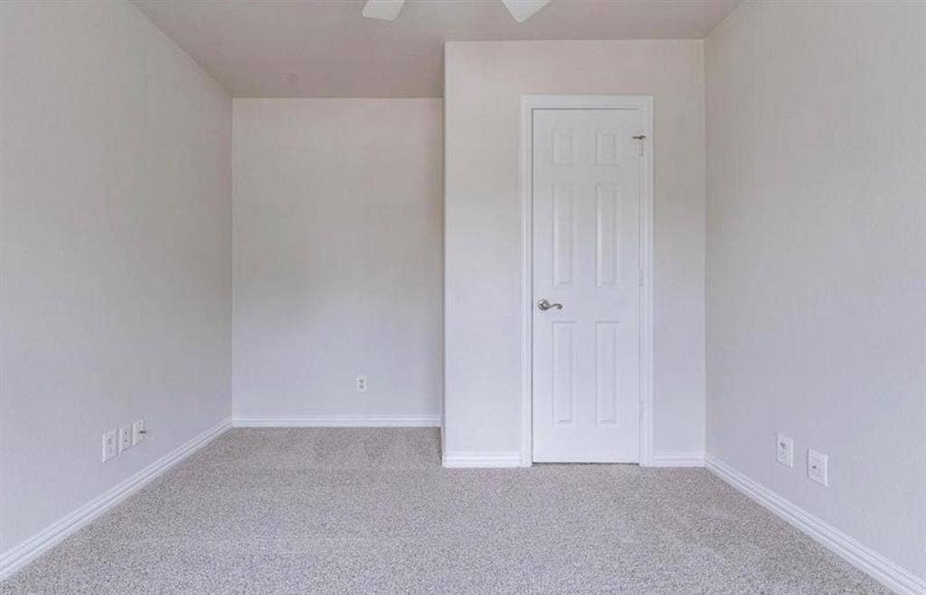 1618 Ash Street, Grand Prairie, TX 75050 Bedroom