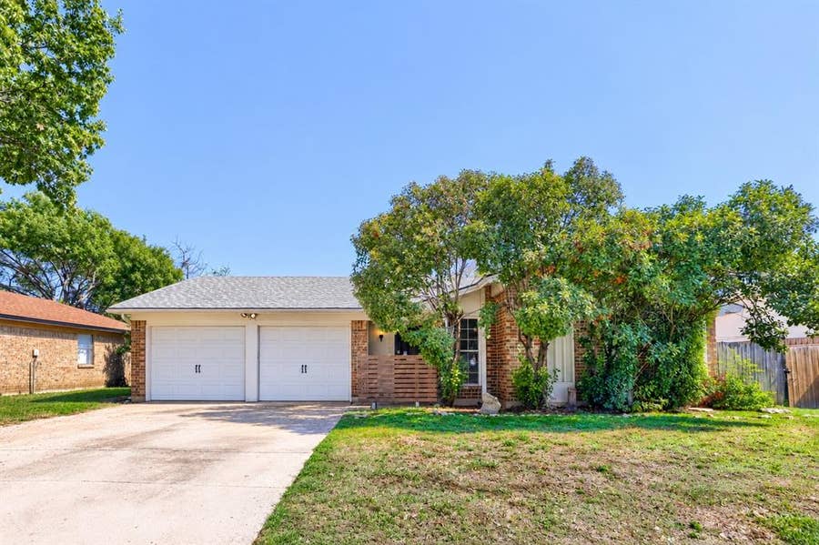 Property photo for 6604 Brookdale Drive, Watauga, TX