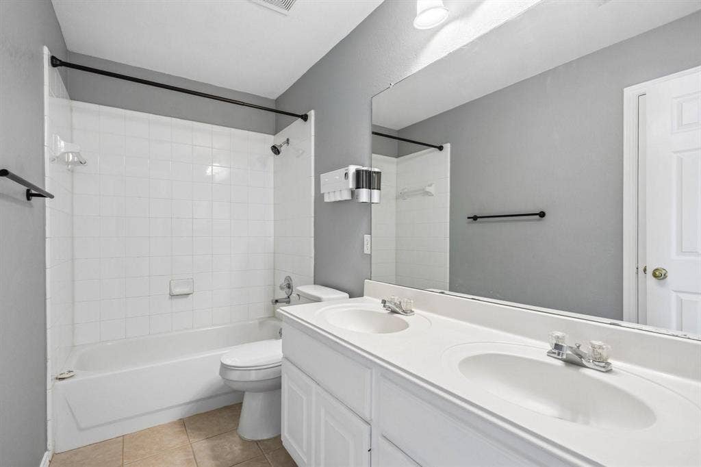1208 Sonoma Drive, Allen, TX 75013 1208 Sonoma Drive, Allen, TX 75013