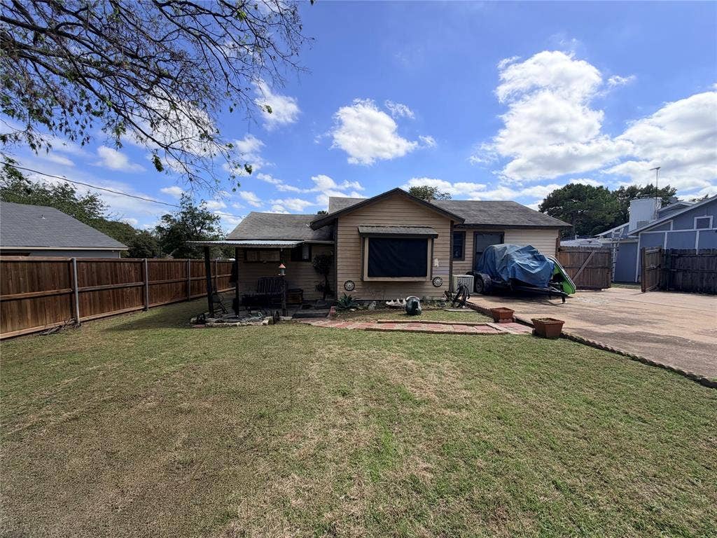 2725 San Benito Street, Sansom Park, TX 76114 2725 San Benito Street, Sansom Park, TX 76114