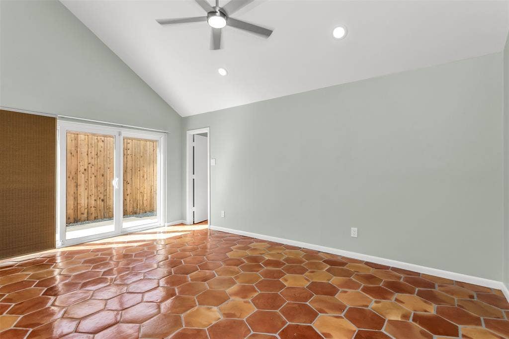 9517 Moss Farm Lane, Dallas, TX 75243 9517 Moss Farm Lane, Dallas, TX 75243