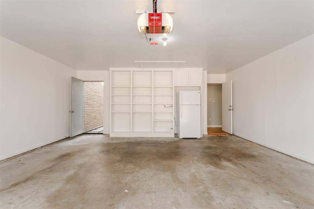 9517 Moss Farm Lane, Dallas, TX 75243 9517 Moss Farm Lane, Dallas, TX 75243