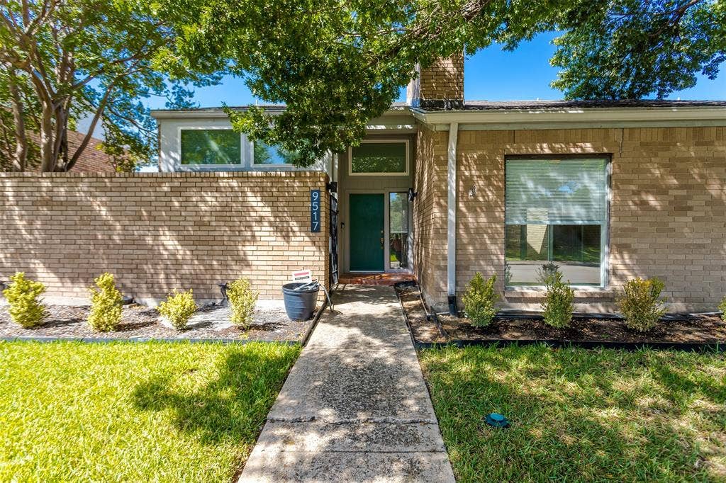 9517 Moss Farm Lane, Dallas, TX 75243 9517 Moss Farm Lane, Dallas, TX 75243