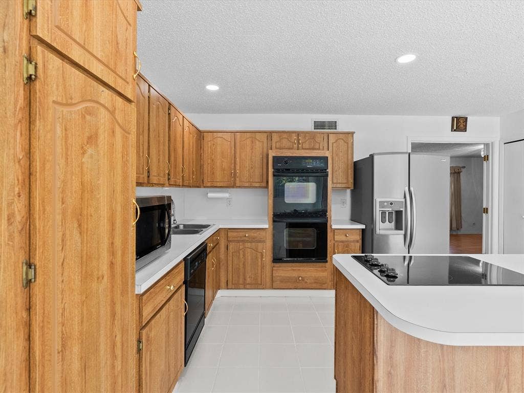 1438 Blanco Lane, Garland, TX 75040 1438 Blanco Lane, Garland, TX 75040