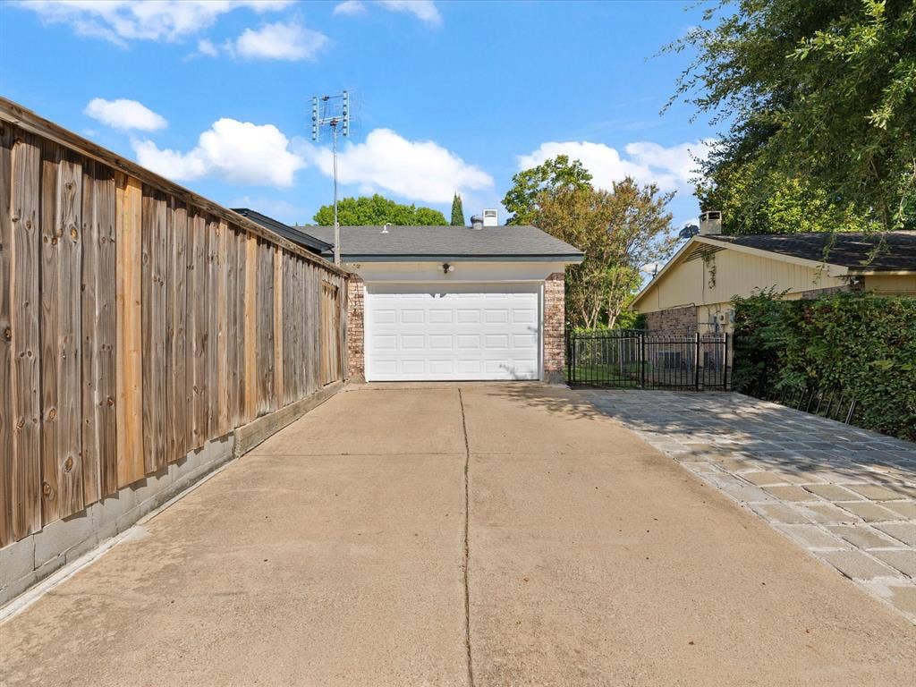 1438 Blanco Lane, Garland, TX 75040 1438 Blanco Lane, Garland, TX 75040