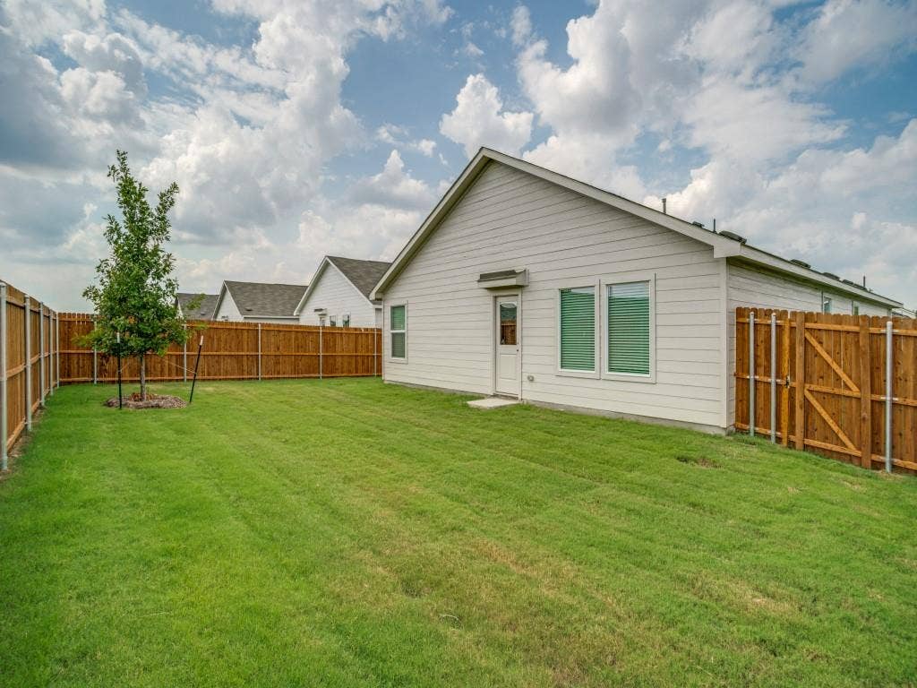 1625 Baugh Street, McKinney, TX 75071