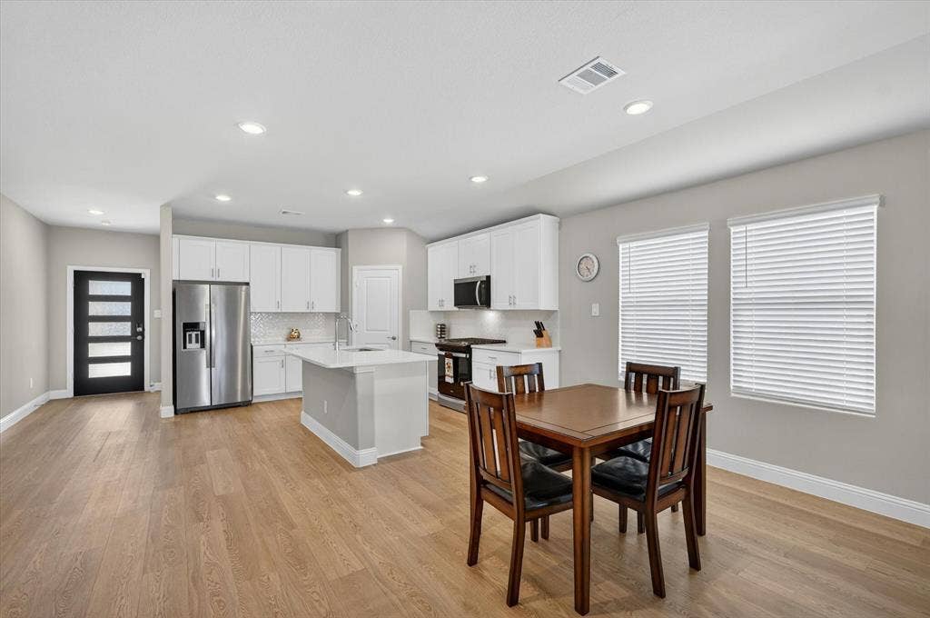 903 Edgehurst Drive, Princeton, TX 75071 Dining area