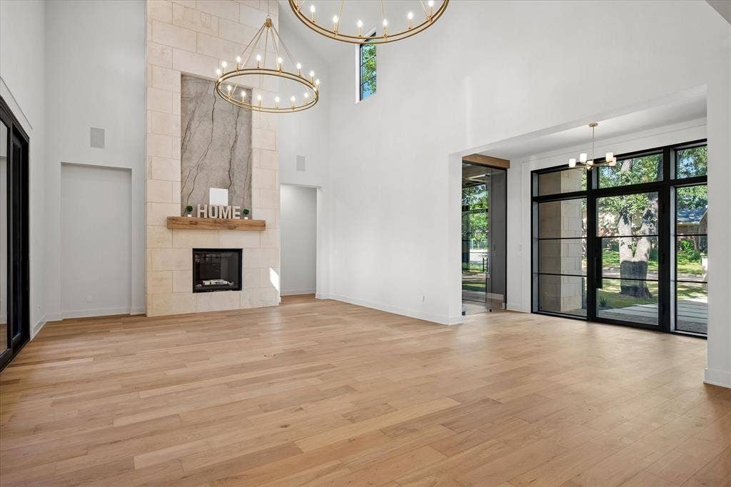 Open Concept with Soaring Ceilings
