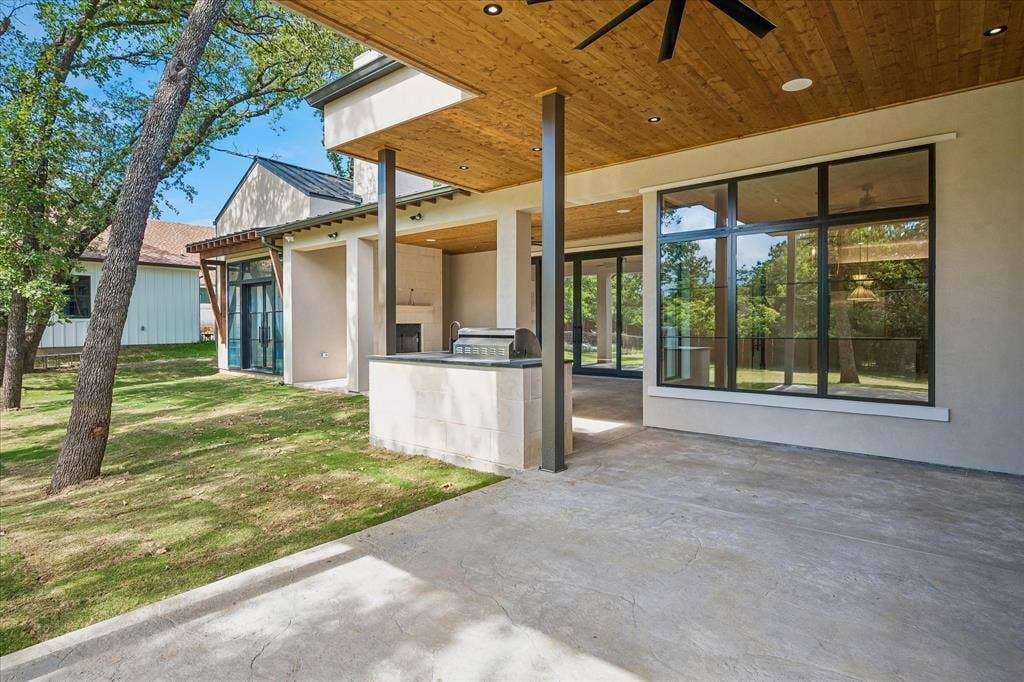 2 Large connecting patios make it a perfect place to entertain