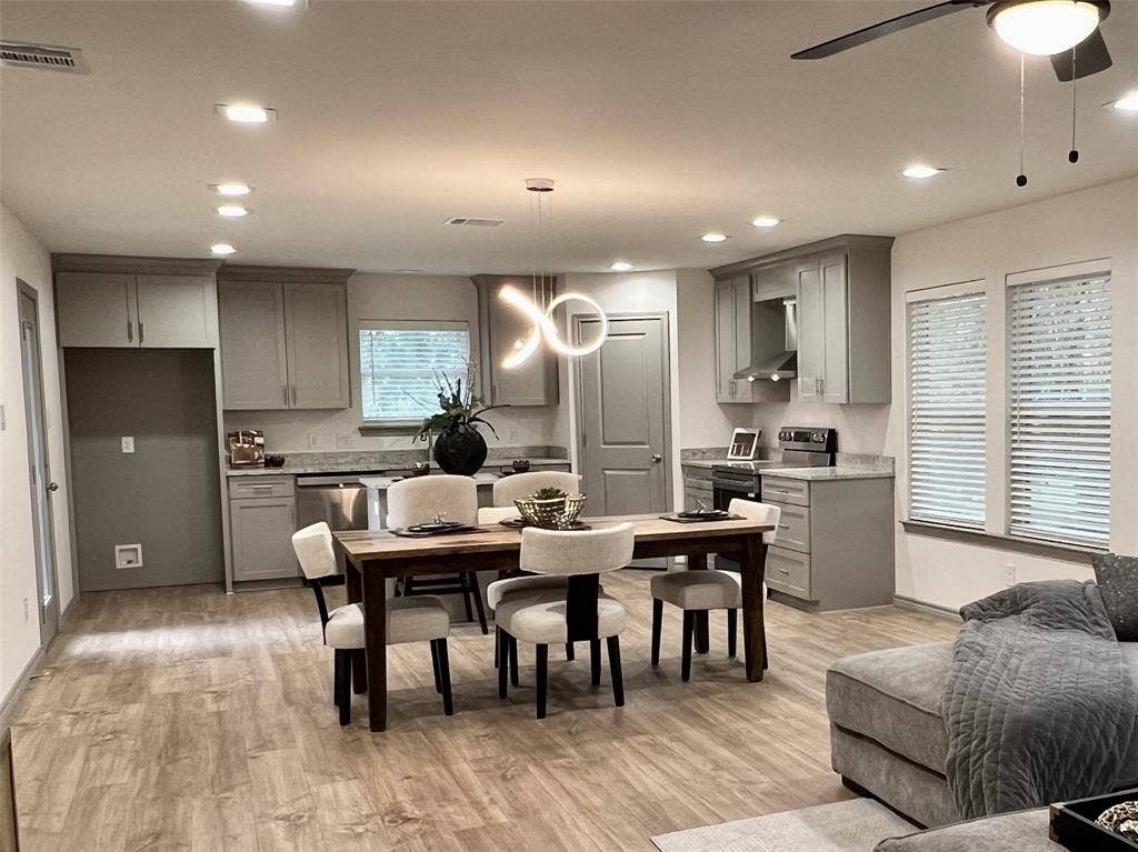1438 E Waco Avenue, Dallas, TX 75216 1438 E Waco Avenue, Dallas, TX 75216