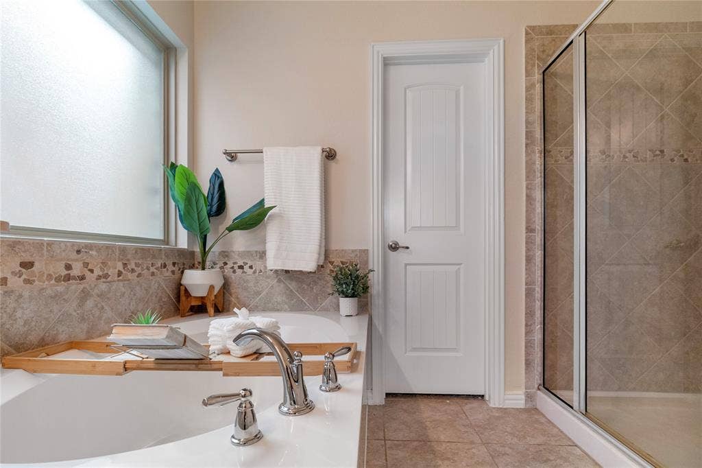 10324 Barbuda Trail, Fort Worth, TX 76244