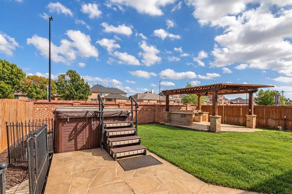 10324 Barbuda Trail, Fort Worth, TX 76244