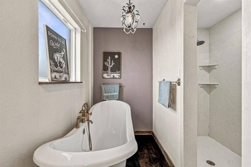 121 Private Road 2121, Meridian, TX 76665