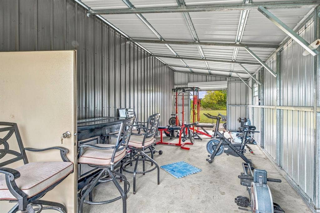 121 Private Road 2121, Meridian, TX 76665