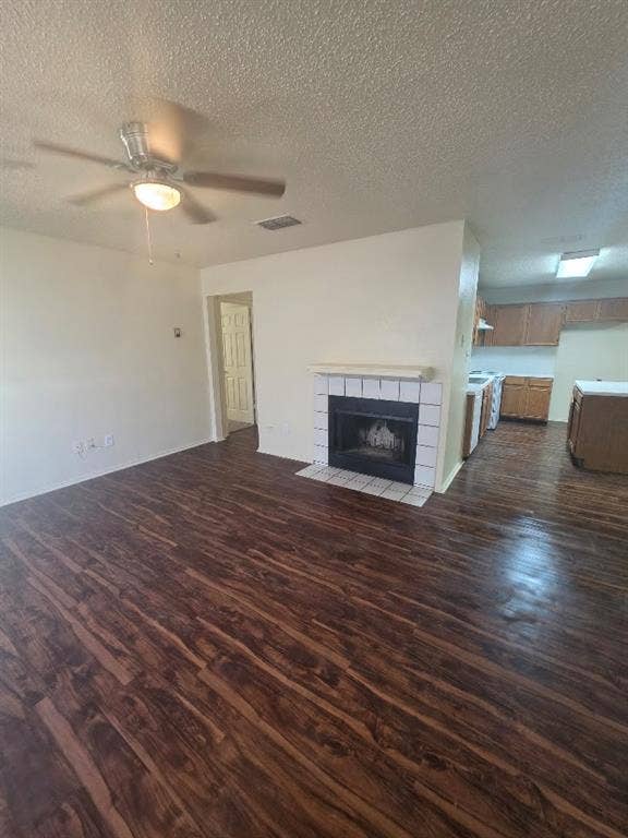 3021 Lawndale Drive, Lancaster, TX 75134 3021 Lawndale Drive, Lancaster, TX 75134