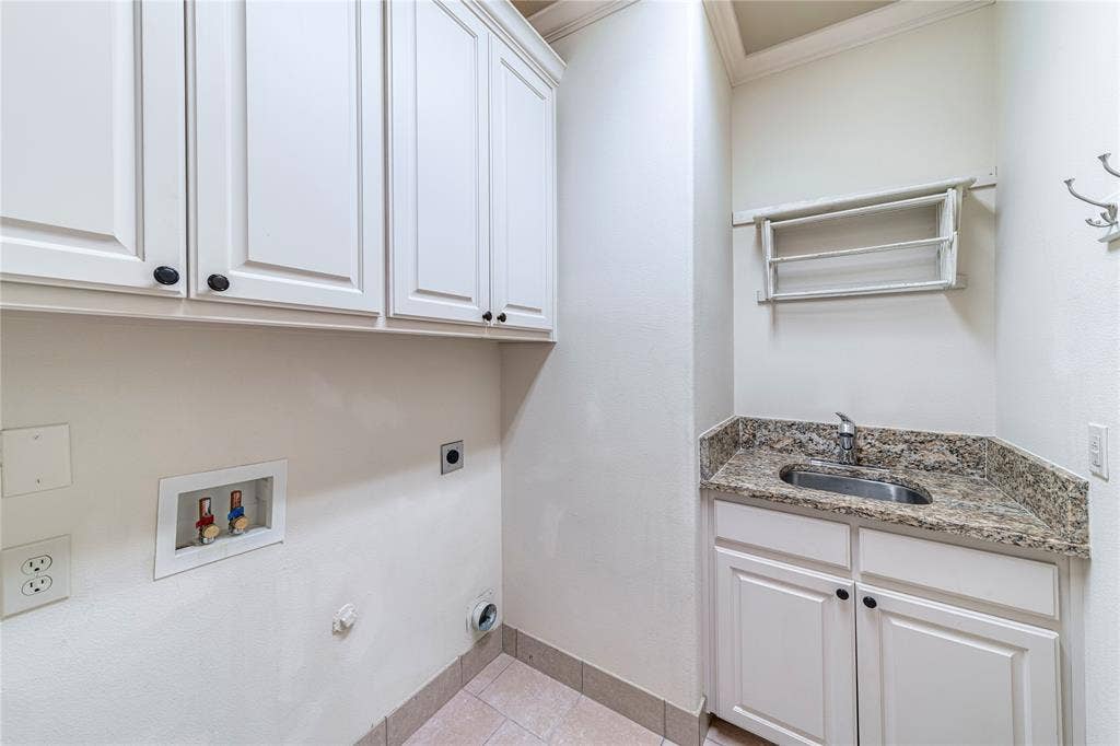 6363 Vanderbilt Avenue, Dallas, TX 75214