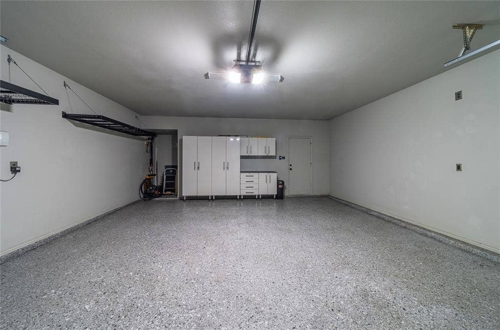 6363 Vanderbilt Avenue, Dallas, TX 75214
