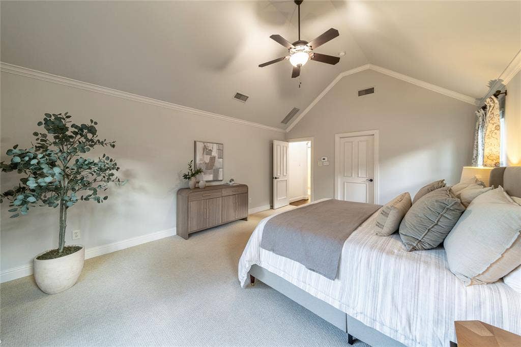 6363 Vanderbilt Avenue, Dallas, TX 75214