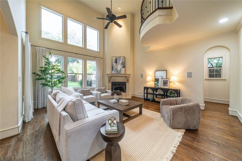 6363 Vanderbilt Avenue, Dallas, TX 75214