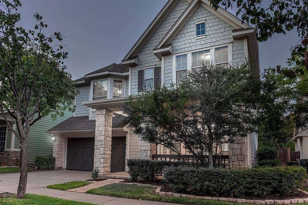 802 Moose Hollow Lane, Euless, TX 76039