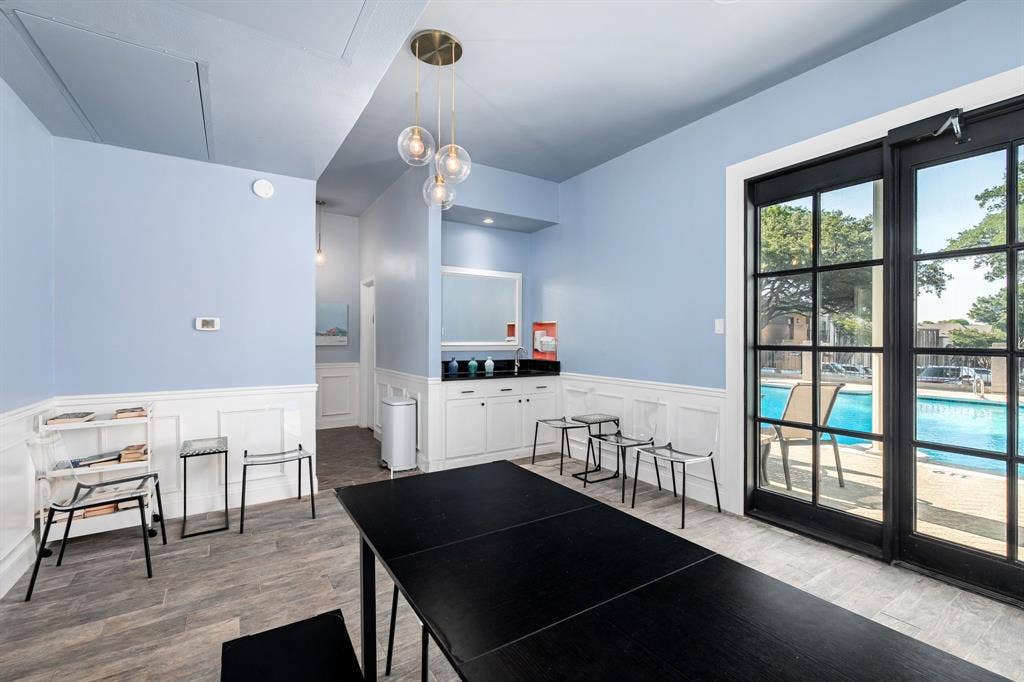 15930 Stillwood Street, #2070, Dallas, TX 75248 15930 Stillwood Street, #2070, Dallas, TX 75248