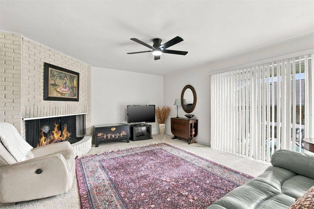 15930 Stillwood Street, #2070, Dallas, TX 75248 15930 Stillwood Street, #2070, Dallas, TX 75248